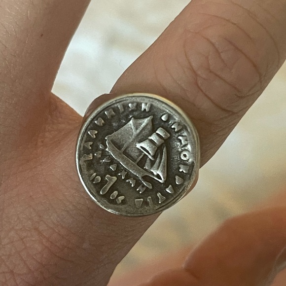 Men ship ring - Picture 2 of 3